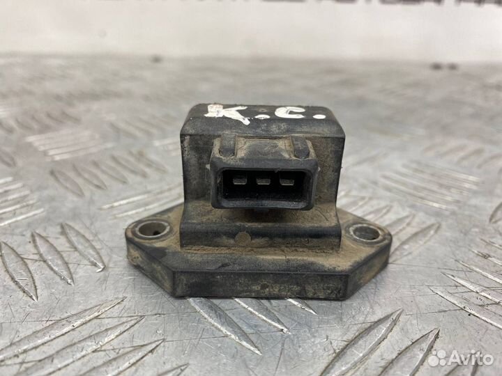 Б/У датчик ускорения Kia Spectra LD S6D 1.6Л 2008