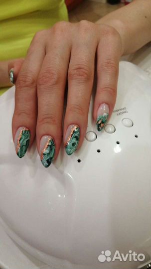 Дипломированный мастер маникюра и педикюра