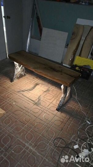 Лавочка из слэба дуба и эпоксидной смолы