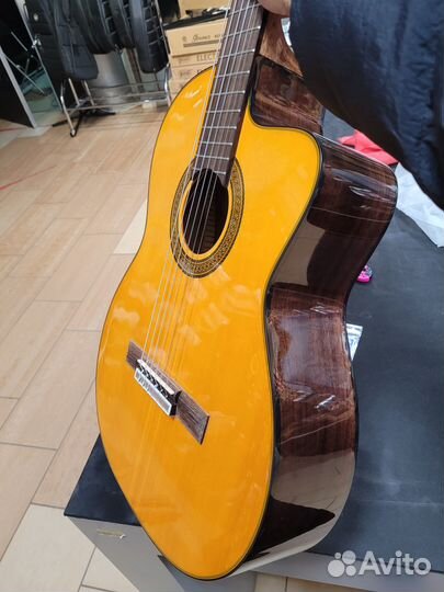 Электроакустическая гитара Takamine GC5CE NAT