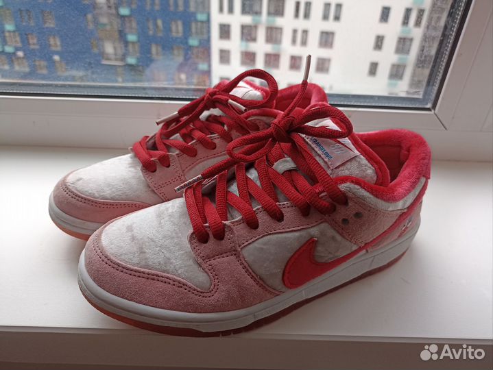 Кроссовки nike женские dunk low