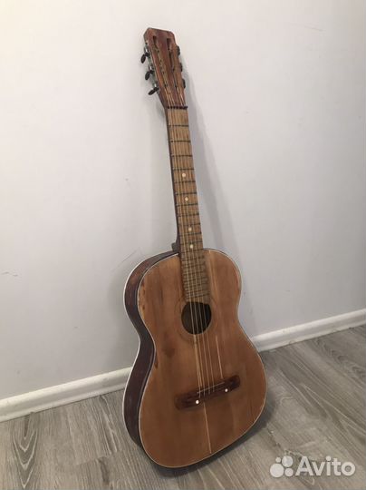 Реставрированные гитары