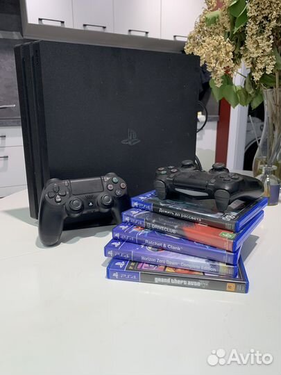 Sony Playstation 4 Pro 1Tb