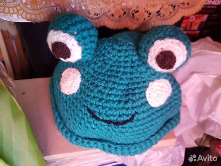 Шапка-лягушка