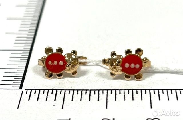 Серьги с синтетическим камнем Золото