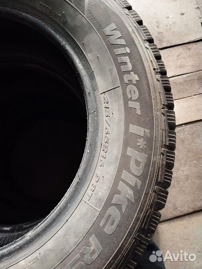 Hankook Winter I'Pike 215/65 R16 28L