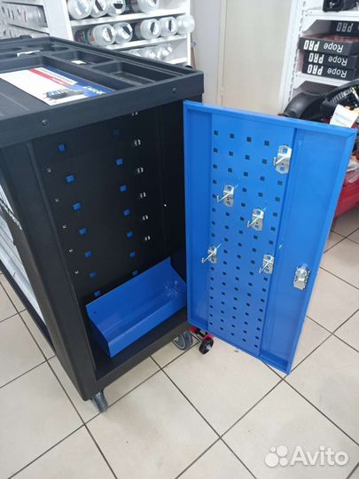 Тележка инструментальная 7-полочная