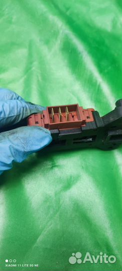 Замок люка (убл) Beko 2805310400