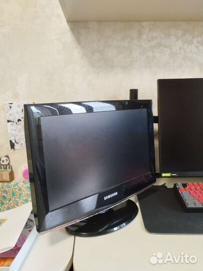 Монитор - телевизор Samsung LE19B450C4wxru