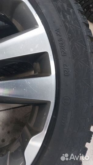 Зимние колеса с литыми дисками 205/50 R17