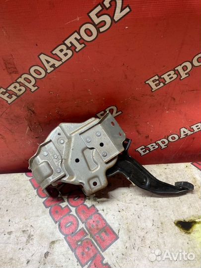 Педаль стояночного тормоза Kia Optima 3 2.0 G4KD