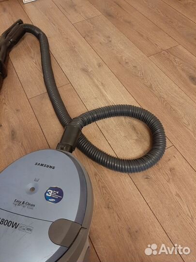Пылесос Samsung 1800W