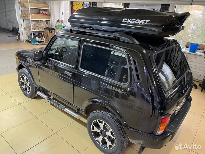 Автобокс Cybort на крышу LADA Niva