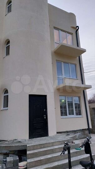 Дом 500 м² на участке 6 сот.