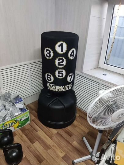 Боксерская груша напольная