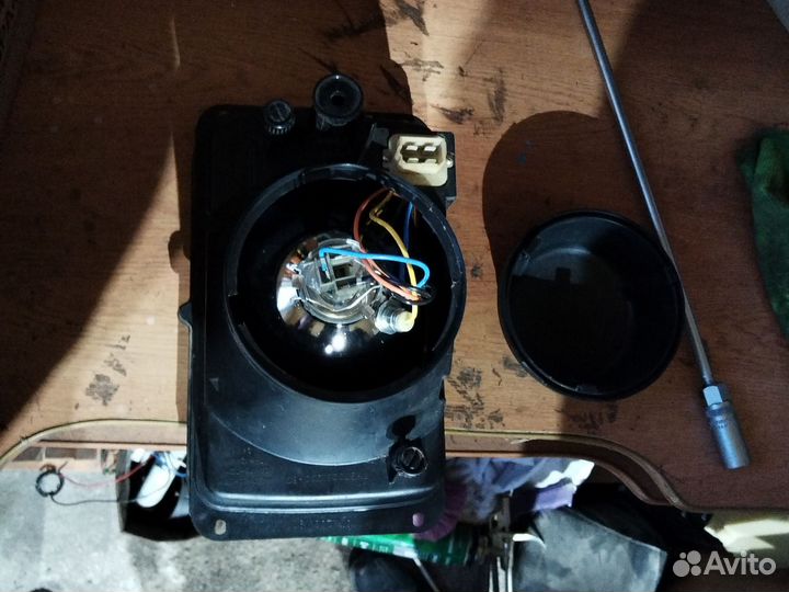 Фара Волга 3102