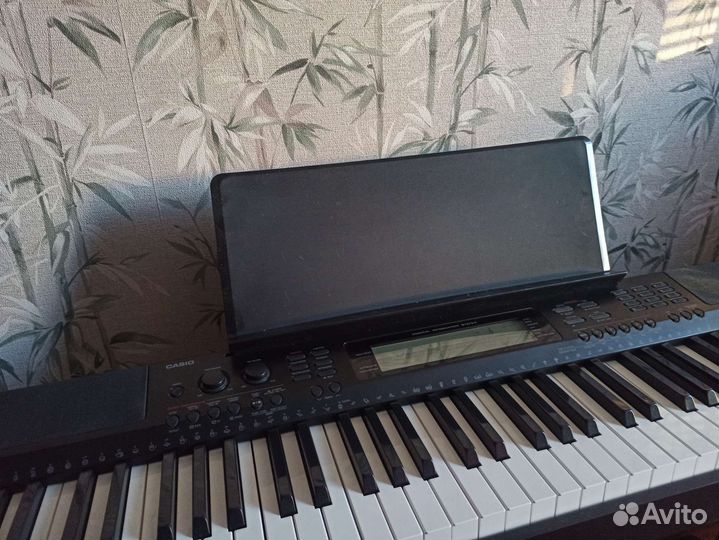 Уроки игры на фортепиано