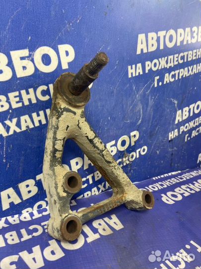 Опора амортизатора. Scania P094Cb6X4Hz260