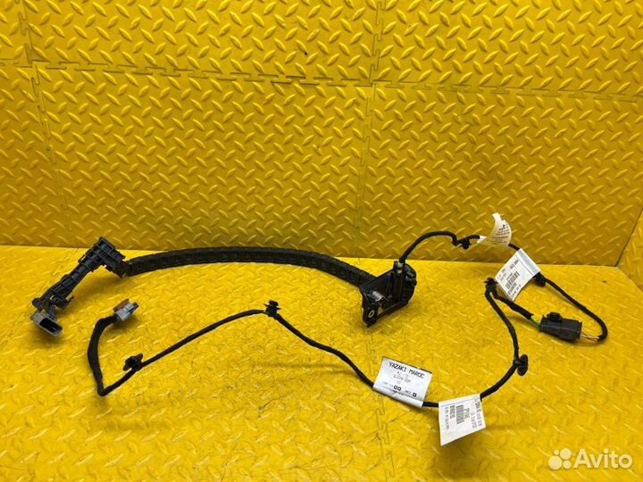 Проводка двери Peugeot Traveller RHH(DW10cted4)