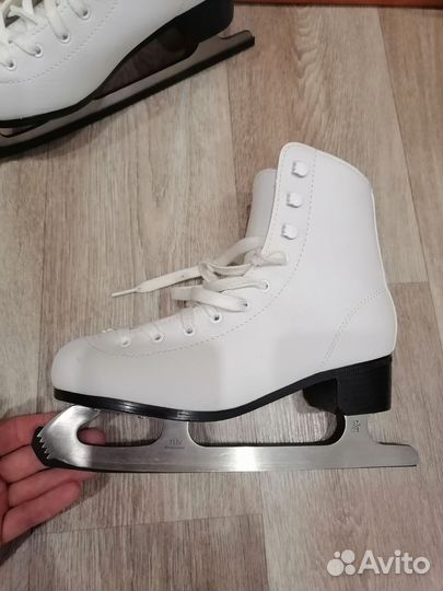 Коньки 36.5-37 размер