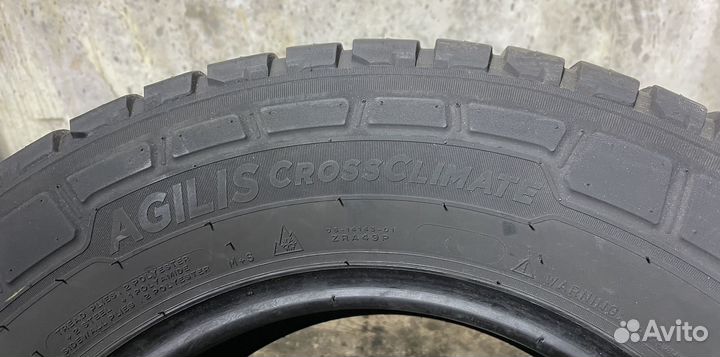 Michelin Agilis CrossClimate 215/70 R15C