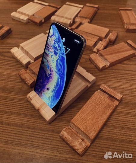 Подставка под телефон