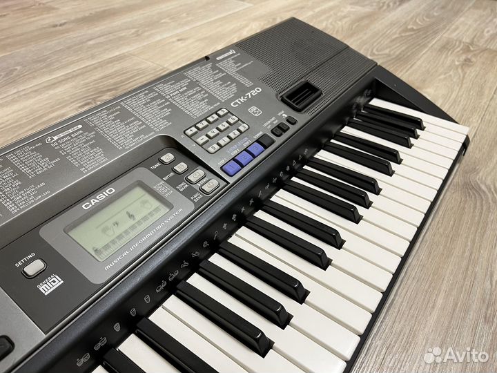 Синтезатор Casio CTK 720