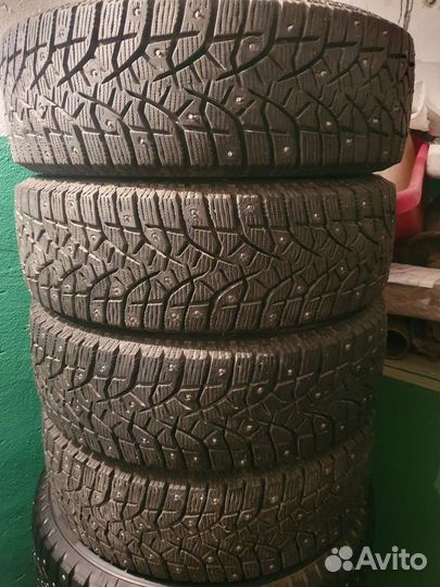 Bridgestone Blizzak Spike-02 175/65 R14
