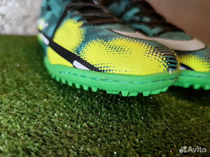 Сороконожки Nike Phantom