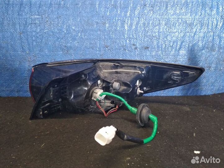 Фонарь левый внешний Mazda CX-5