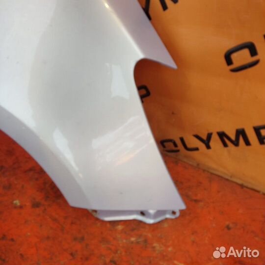 Крыло переднее правое Toyota Vitz KSP90 1KR-FE