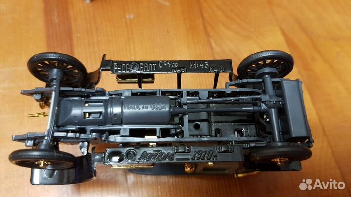 Руссо-балт С24/30 с кузовом 