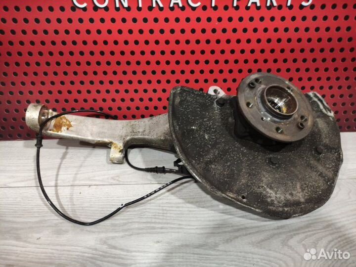 Кулак поворотный левый Mercedes-Benz Ml W166 2014