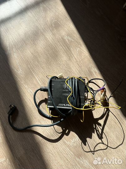 Alpine cda 137bti + h100