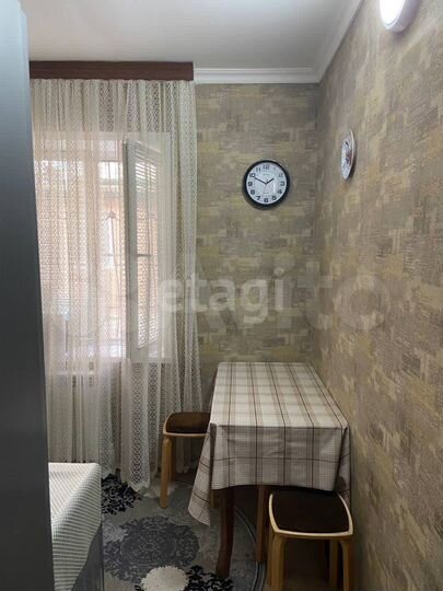 2-к. квартира, 50 м², 1/4 эт.