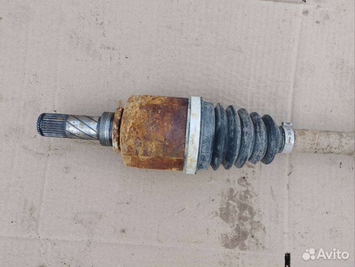 Привод передний левый Renault Duster 1 4WD 2.0