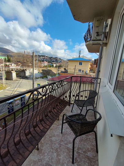 Комната 20 м², 1/4 эт.