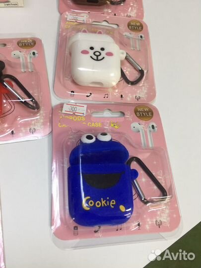 Чехлы для AirPods 1, 2 и их копии (новые)