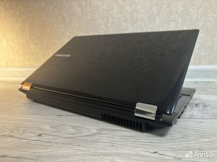 Samsung i7+GeForce 540M+16GB+SSD120+1000gb