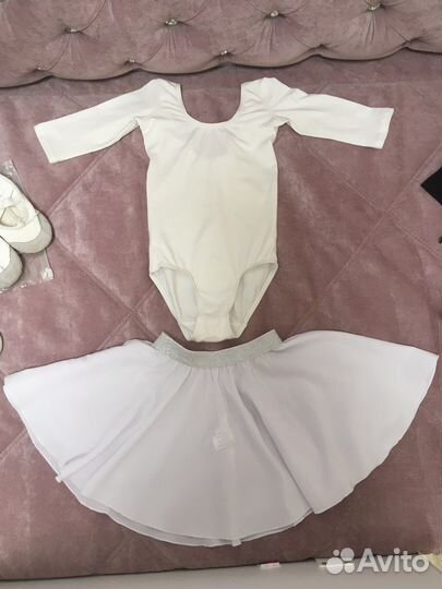 Купальники, юбки и балетки