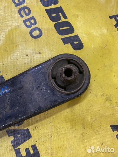 Передний левый рычаг Hyundai Solaris