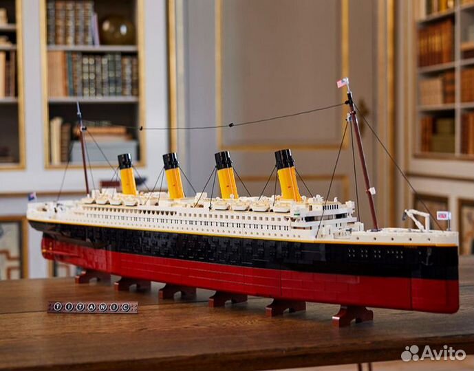 Конструктор Титаник 9090 деталей Titanic 10294