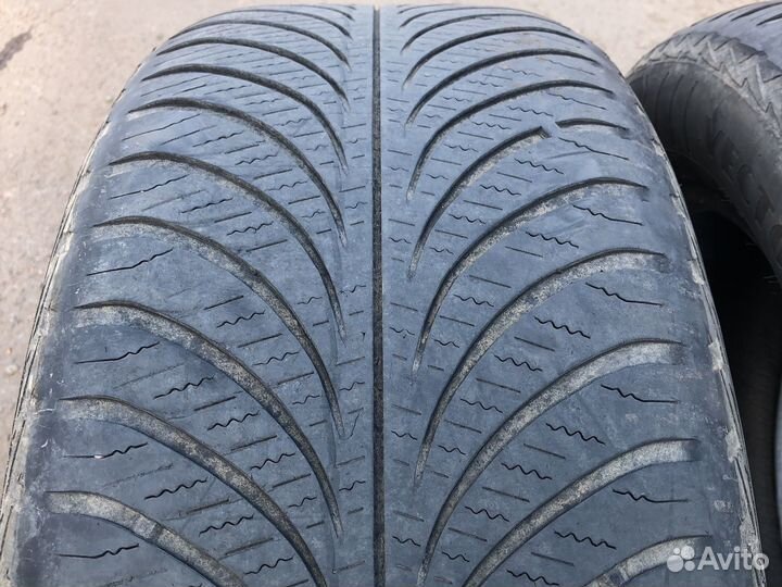 Goodyear Vector 4Seasons 255/55 R19 107V