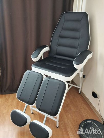 Педикюрное кресло