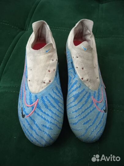 Футбольные бутсы