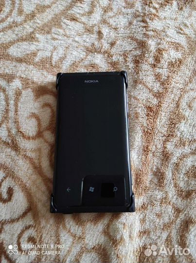 Nokia Lumia 800, 16 ГБ