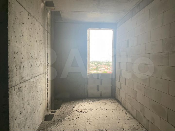 3-к. квартира, 77 м², 14/20 эт.