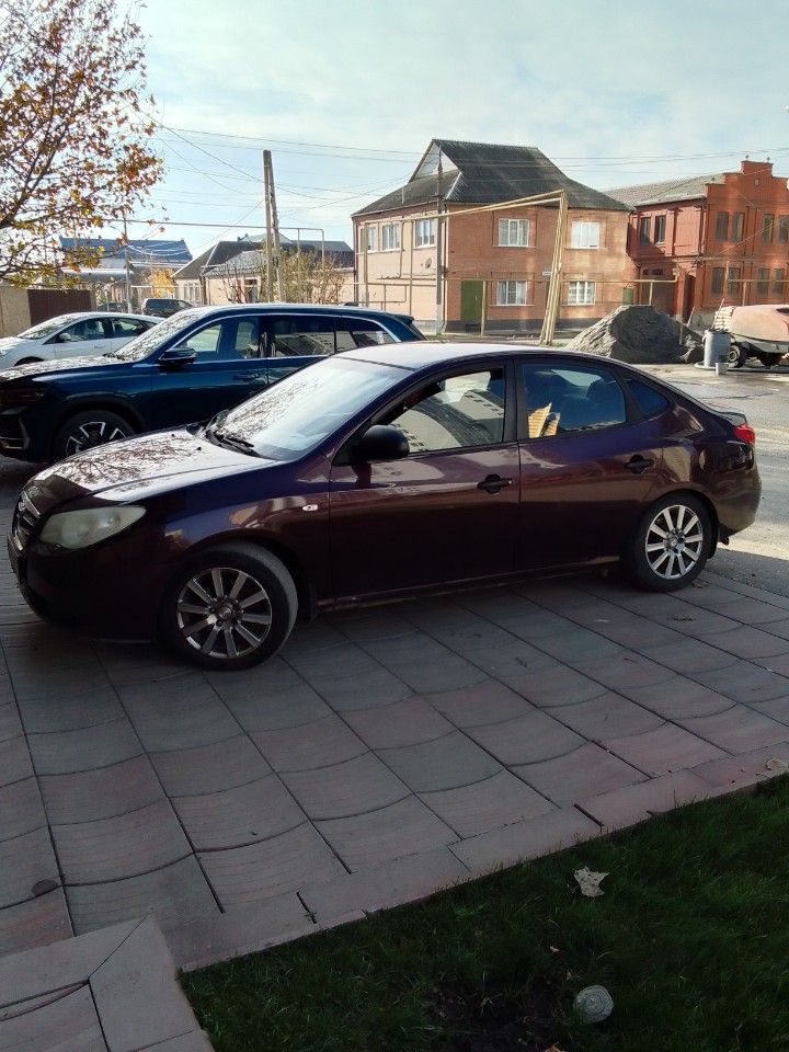 Hyundai Elantra: фото владельца