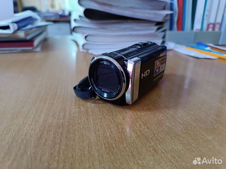 Видеокамера sony б/у