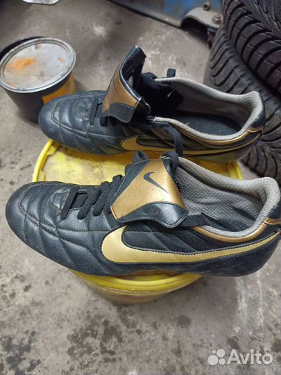 Футбольные бутсы nike 44 размер
